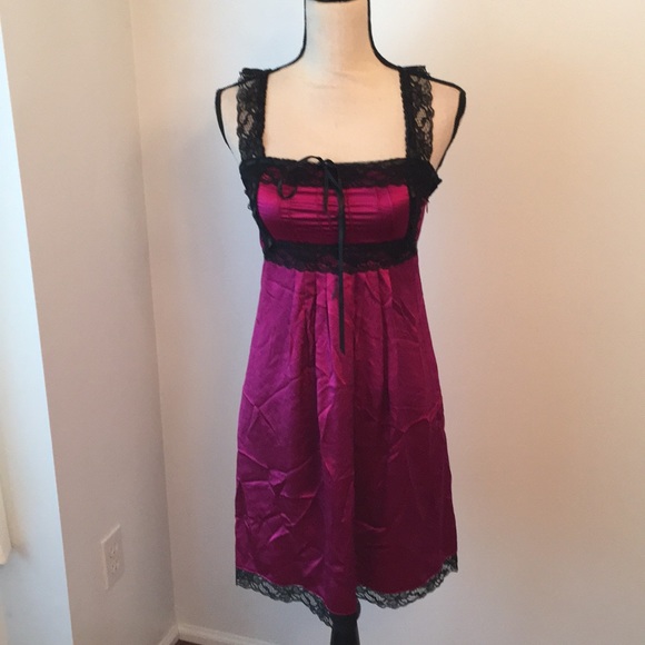 Betsey Johnson Dresses & Skirts - Betsey Johnson size2